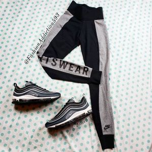 Nike Sportswear Tech Fleece Women's Pants black